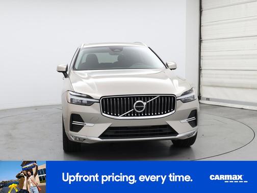 2023 Volvo XC60 B5 Plus Bright Theme
