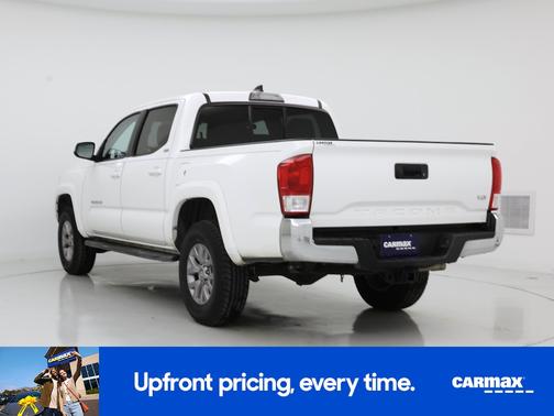 White 2017 Toyota Tacoma SR5