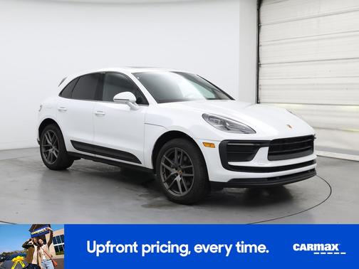 2022 Porsche Macan 