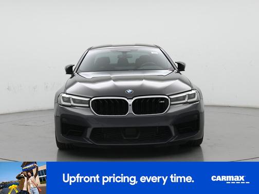 2022 BMW M5 Base (A8)