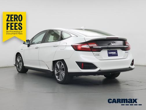 White 2018 Honda Clarity Plug-In Hybrid