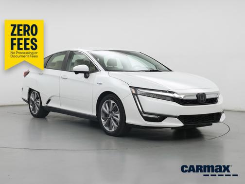 White 2018 Honda Clarity Plug-In Hybrid