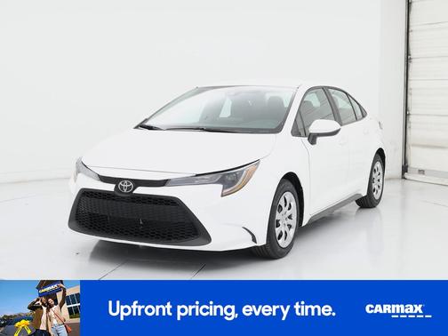 White 2022 Toyota Corolla LE