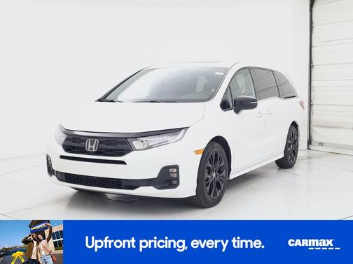 White 2025 Honda Odyssey Sport-L