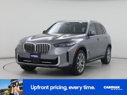 Gray 2026 BMW X5 xDrive40i