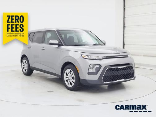 Gray 2022 Kia Soul LX