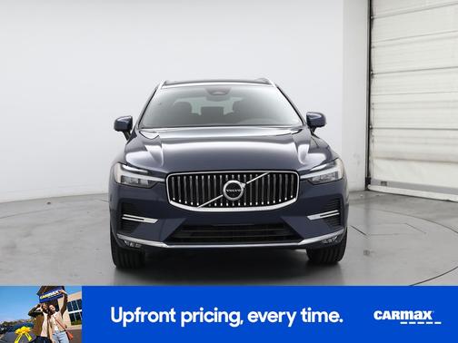 2023 Volvo XC60 B5 Plus Bright Theme
