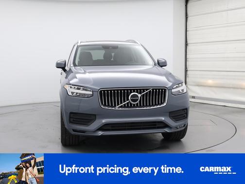 2020 Volvo XC90 T6 Momentum