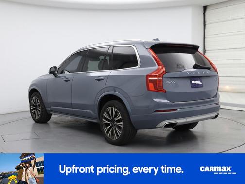 2020 Volvo XC90 T6 Momentum