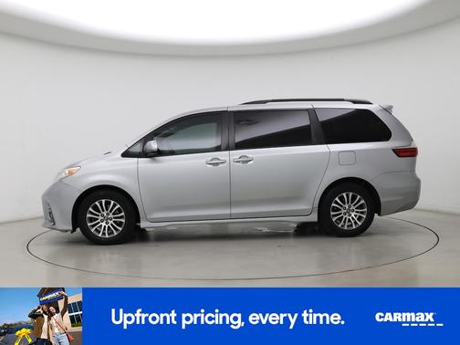2020 Toyota Sienna XLE