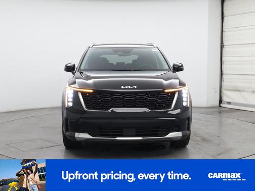 Black 2024 Kia Sorento S
