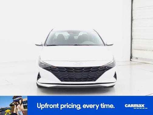 White 2021 Hyundai ELANTRA SEL