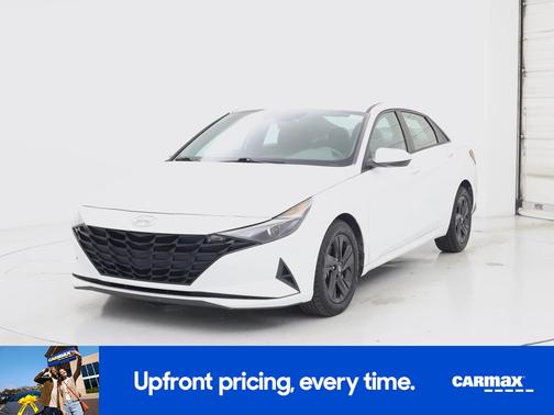 White 2021 Hyundai ELANTRA SEL