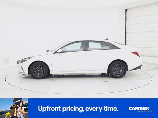 White 2021 Hyundai ELANTRA SEL