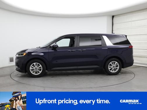 2024 Kia Carnival LX Seat Package