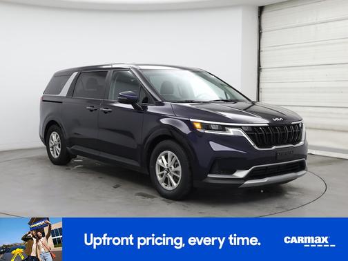 2024 Kia Carnival LX Seat Package