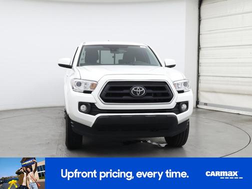 White 2022 Toyota Tacoma SR5