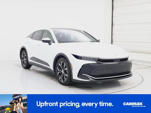 White 2023 Toyota Crown Limited