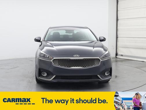 2017 Kia Cadenza Premium
