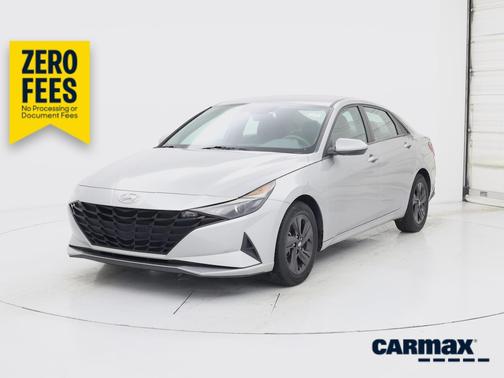 Silver 2022 Hyundai ELANTRA SEL