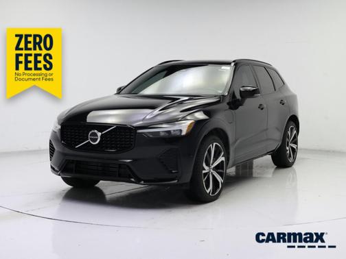 Black 2023 Volvo XC60 Recharge Plug-In Hybrid T8 Ultimate Dark Theme