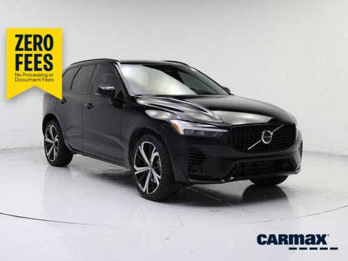 Black 2023 Volvo XC60 Recharge Plug-In Hybrid T8 Ultimate Dark Theme