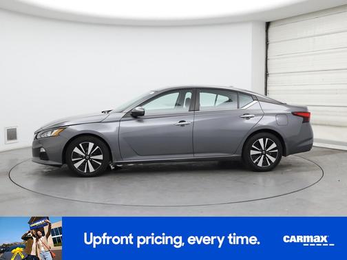 2022 Nissan Altima SV