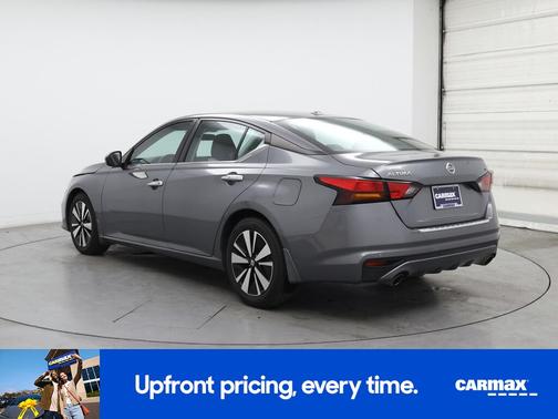 2022 Nissan Altima SV