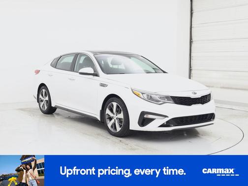 White 2019 Kia Optima S