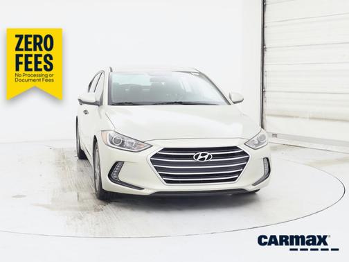 Gold 2017 Hyundai ELANTRA SE