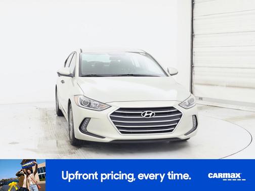 Gold 2017 Hyundai ELANTRA SE