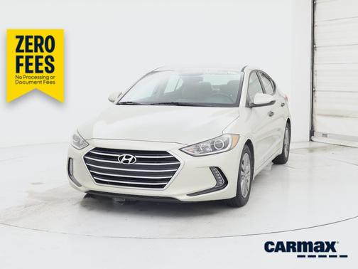 Gold 2017 Hyundai ELANTRA SE