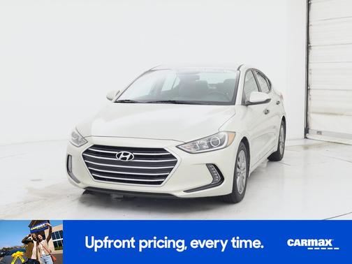 Gold 2017 Hyundai ELANTRA SE