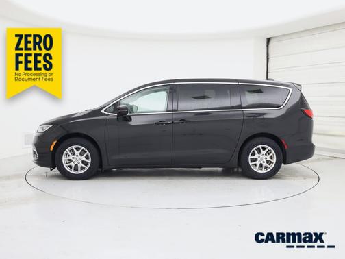 Black 2023 Chrysler Pacifica Touring L