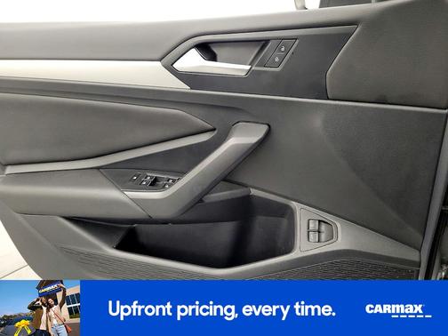 Silver 2021 Volkswagen Jetta SE