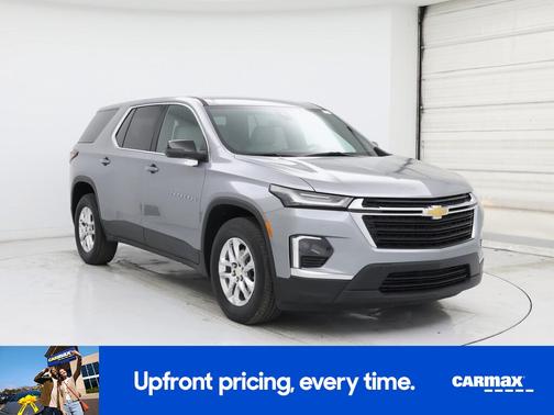 Gray 2023 Chevrolet Traverse LS