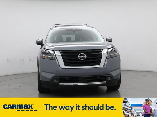 2022 Nissan Pathfinder Platinum