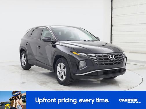Black 2022 Hyundai TUCSON SE