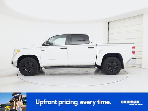 White 2016 Toyota Tundra SR5