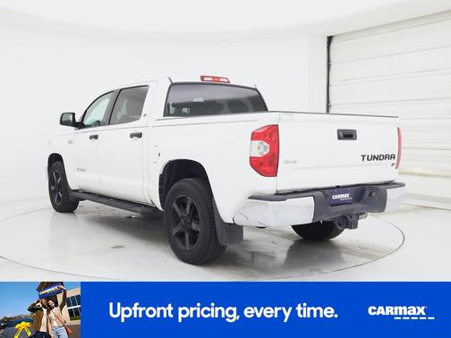 White 2016 Toyota Tundra SR5