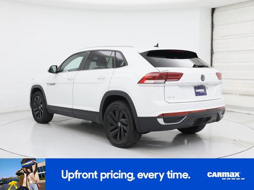 2023 Volkswagen Atlas Cross Sport SE w/Tech