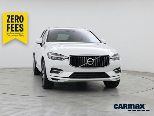 White 2019 Volvo XC60 T5 Inscription