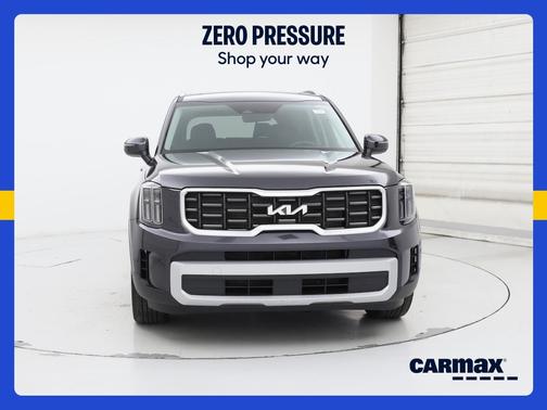 Gray 2025 Kia Telluride S