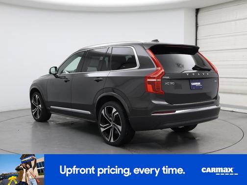 2024 Volvo XC90 B6 Ultimate Bright Theme