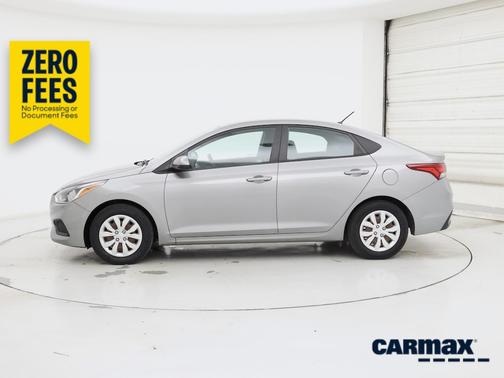 Gray 2021 Hyundai Accent SE