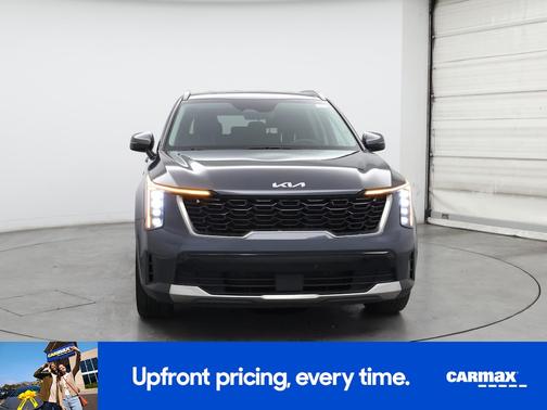 Gray 2024 Kia Sorento S