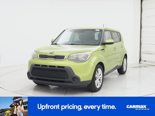 Green 2015 Kia Soul +