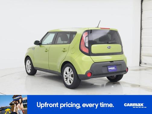 Green 2015 Kia Soul +