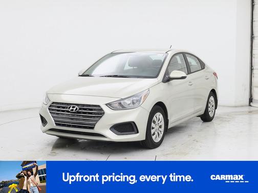 Tan 2019 Hyundai Accent SE
