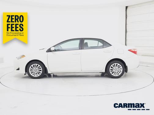 White 2018 Toyota Corolla LE